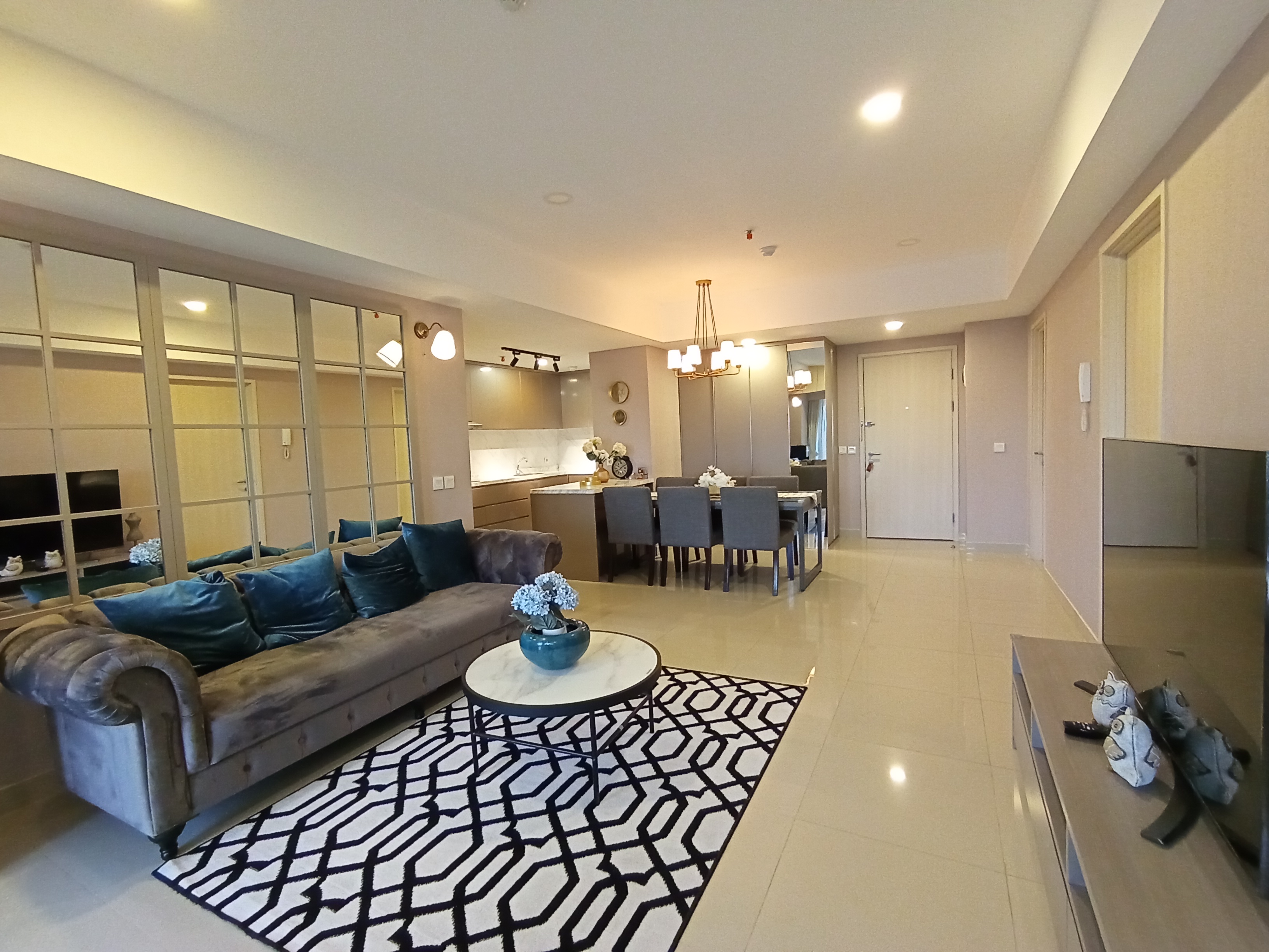 ORANGE COUNTY APARTMENT Rp.250,000,000/years